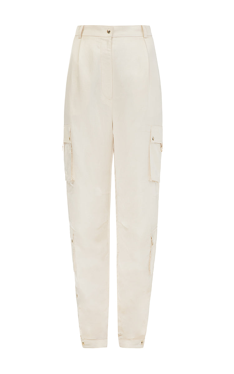 Milk pants with patch pockets